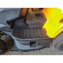 Traktor ogrodowy spalinowy Stiga Estate 384 (6,8kW 3500m² Automat) OUTLET