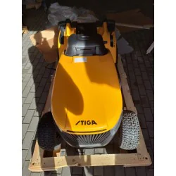 Traktor ogrodowy spalinowy Stiga Estate 384 (6,8kW 3500m² Automat) OUTLET