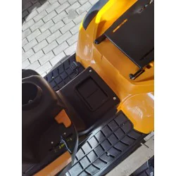 Traktor ogrodowy spalinowy Stiga Estate 384 (6,8kW 3500m² Automat) OUTLET