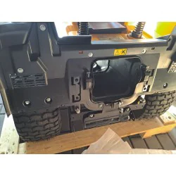 Traktor ogrodowy spalinowy Stiga Estate 384 (6,8kW 3500m² Automat) OUTLET