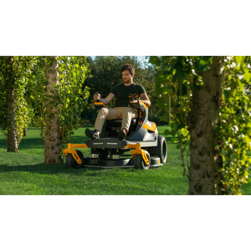 Stiga Gyro 900e Akumulatorowy traktor ogrodowy (125 cm, 13000 m²) - 2F7064705/ST1