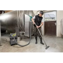 Karcher NT 30/1 Ap Te L Profesjonalny odkurzacz uniwersalny (1380 W, 30 l, klasa L) - 1.148-231.0