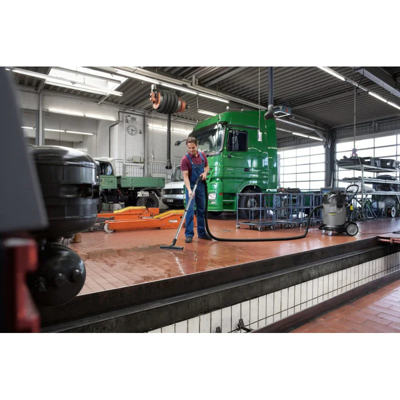 Karcher NT 70/3 Profesjonalny odkurzacz uniwersalny (3600 W, 70 l) - 1.667-270.0