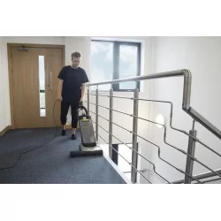 Karcher CV 38/2 Odkurzacz szczotkowy (850 W, 380 mm, 5.5 l) - 1.033-335.0