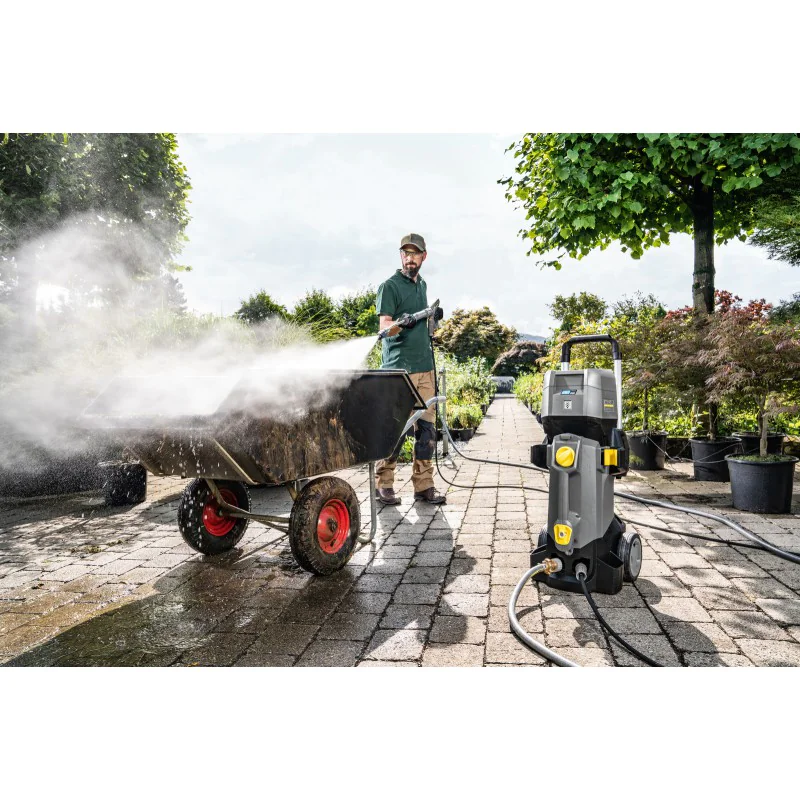 Karcher HD 4/11 C Bp Profesjonalna akumulatorowa myjka ciśnieniowa (150 bar, 400 l/h) - 1.520-928.0