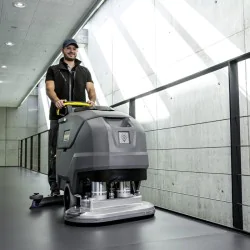 Karcher BD 70/75 W Classic Bp Szorowarka akumulatorowa z trakcją (3500 m²/h, 705 mm) - 1.127-013.0