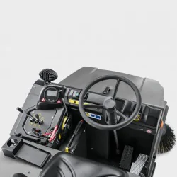 Karcher KM 105/180 R Bp Classic Zamiatarka przemysłowa samojezdna akumulatorowa (6300 m²/h, 1050 mm, 180 l) - 1.186-050.0