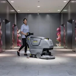 Karcher B 50 W Bp Pack 80Ah Li + FC + D51 + DOSE + Rinse + Autofill Szorowarka z Aku Li-Ion i prostownikiem - 1.533-239.0 Karcher B 50 W Bp Pack 80Ah Li + FC + D51 + DOSE + Rinse + Autofill Szorowarka z Aku Li-Ion i prostownikiem - 1.533-239.0