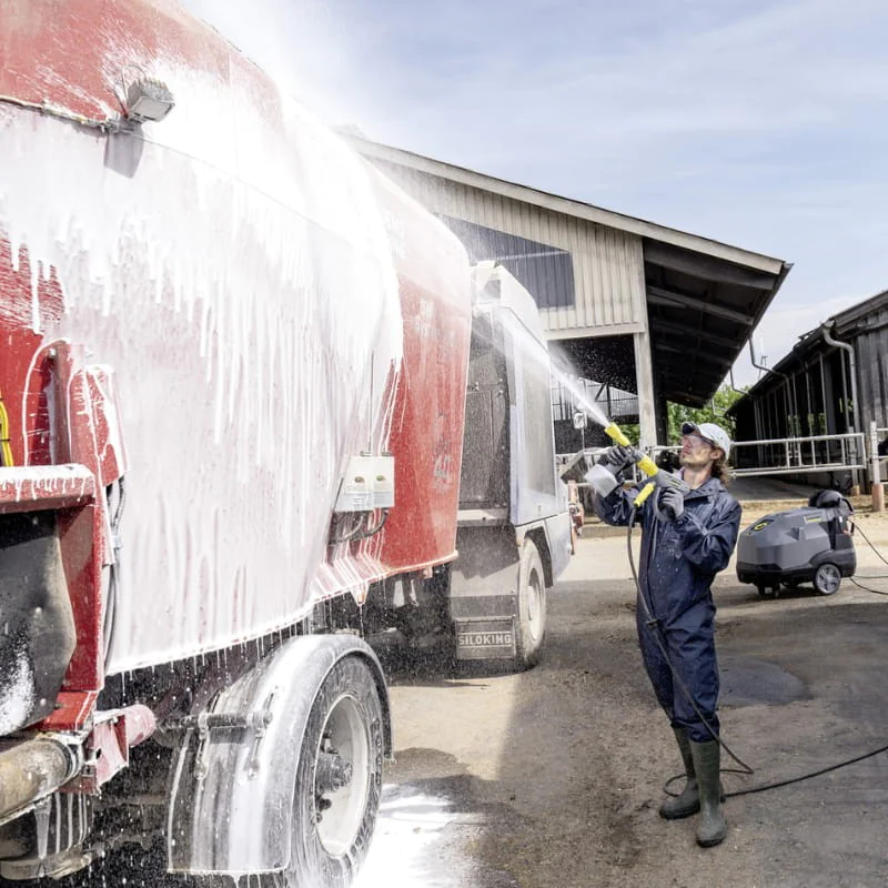 Karcher HDS 13/20-4 S Profesjonalna myjka z podgrzewaniem wody (200 bar, 1300 l/h, 155°C) - 1.071-937.0