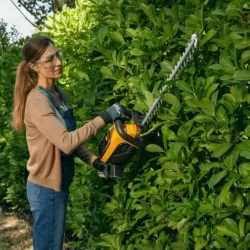 Stiga HT 500e Akumulatorowy sekator do żywopłotu w zestawie z akumulatorem i ładowarką (51 cm, 0.42 kW) - 278302108/ST3