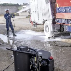 Karcher HDS 10/21-4 M Classic Profesjonalna myjka z podgrzewaniem wody (210 bar, 1000 l/h) - 1.030-911.0 Karcher HDS 10/21-4 M Classic Profesjonalna myjka z podgrzewaniem wody (210 bar, 1000 l/h) - 1.030-911.0