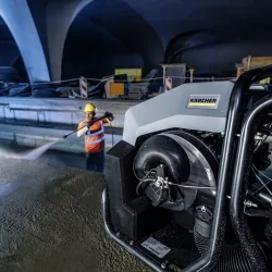 Karcher HDS 10/21-4 M Classic Profesjonalna myjka z podgrzewaniem wody (210 bar, 1000 l/h) - 1.030-911.0 Karcher HDS 10/21-4 M Classic Profesjonalna myjka z podgrzewaniem wody (210 bar, 1000 l/h) - 1.030-911.0