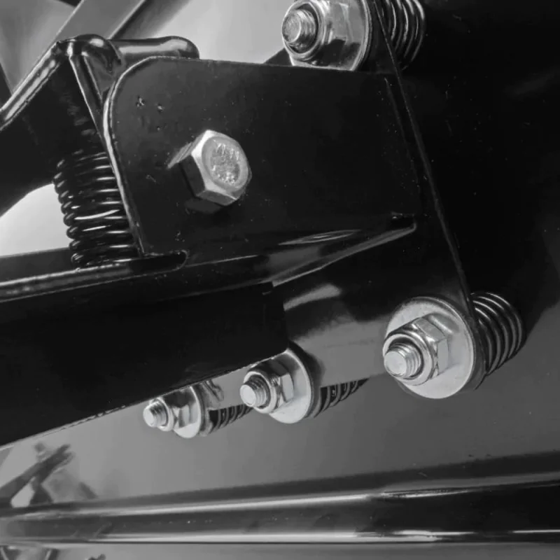 Zestaw Stiga Estate 398 W SE + Pług do odśnieżania 100 cm + Łańcuchy + Mocowanie + Kanister + Olej + Zestaw do odsysania