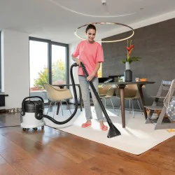 Zestaw Karcher SE 4 + Środek do czyszczenia RM 519