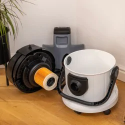 Zestaw Karcher SE 4 + Środek do czyszczenia RM 519 + Dysza do prania tapicerki