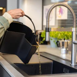 Zestaw Karcher SE 5 + Środek do czyszczenia RM 519 + Dysza do prania tapicerki