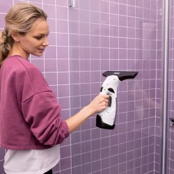 Zestaw Karcher WV 2 Plus + Środek do czyszczenia RM 503