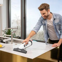 Zestaw Karcher WV 2 Plus + Środek do czyszczenia RM 503