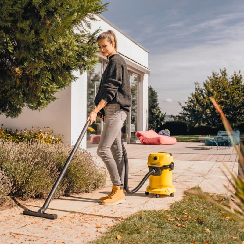 Zestaw Karcher WD 3 V-17/4/20 + Ssawka samochodowa + Przedłużka węża ssącego 3.5 m