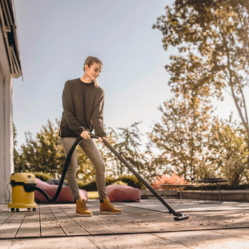 Zestaw Karcher WD 3 V-17/4/20 + Ssawka samochodowa + Przedłużka węża ssącego 3.5 m