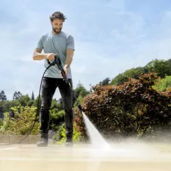 Zestaw Karcher K 3 + Miękka szczotka myjąca + Pianownica FJ 6 + Ultra piana