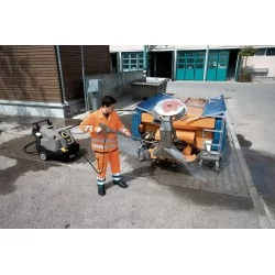 Karcher HDS 8/18-4 CX Profesjonalna myjka z podgrzewaniem wody (180 bar, 800 l/h, 155°C) - 1.174-906.0