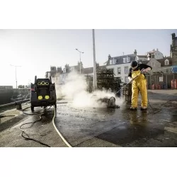 Karcher HDS 9/18-4 M Profesjonalna myjka z podgrzewaniem wody (180 bar, 900 l/h, 155°C) - 1.077-911.0