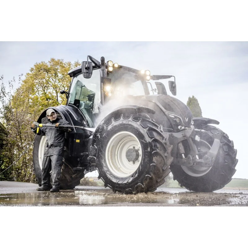 Karcher HDS 7/12-4 M Profesjonalna myjka z podgrzewaniem wody (120 bar, 700 l/h, 155°C) - 1.077-900.0