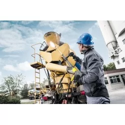 Karcher HDS 7/12-4 M Profesjonalna myjka z podgrzewaniem wody (120 bar, 700 l/h, 155°C) - 1.077-900.0