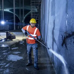 Karcher HDS 8/18-4 C Classic Profesjonalna myjka z podgrzewaniem wody (180 bar, 800 l/h, 80°C) - 1.030-913.0 Karcher HDS 8/18-4 C Classic Profesjonalna myjka z podgrzewaniem wody (180 bar, 800 l/h, 80°C) - 1.030-913.0