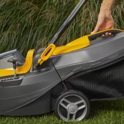 Stiga Collector 136e Kosiarka akumulatorowa w zestawie z 2 akumulatorami i ładowarką (0.55 kW, 34 cm, 35 l) - 291342068/ST2