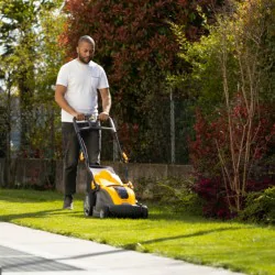 Stiga Combi 340e Kosiarka akumulatorowa w zestawie z akumulatorem i ładowarką (0.86 kW, 38 cm, 40 l) - 294386068/ST2