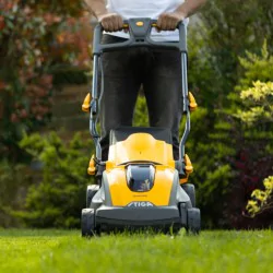 Stiga Combi 340e Kosiarka akumulatorowa w zestawie z akumulatorem i ładowarką (0.86 kW, 38 cm, 40 l) - 294386068/ST2