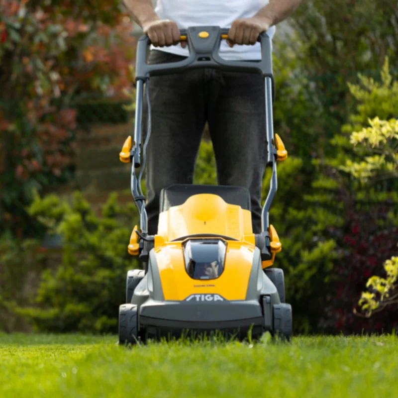 Zestaw Stiga Combi 340e + Pokrowiec ochronny na kosiarkę