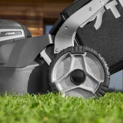 Zestaw Stiga Twinclip 950e V + Rękawice + Skrobak do czyszczenia kosiarki