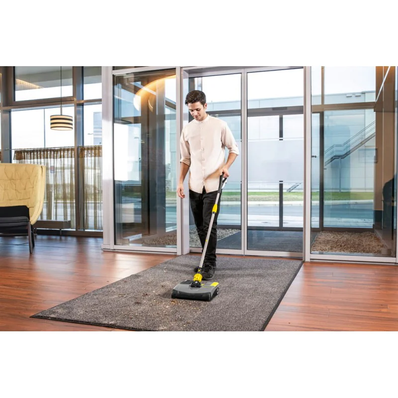 Karcher EB 30/1 Szczotka bateryjna w zestawie z akumulatorem (30 cm, 1 l, 60 min) - 1.545-126.0