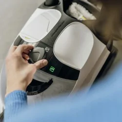 Zestaw Karcher SC 5 EasyFix Iron z Żelazkiem + Nakładka do dywanów + Duża, okrągła szczotka