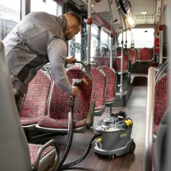 Karcher Puzzi 8/1 Adv Odkurzacz piorący (1200 W, 18 m²/h, 270 mbar, 8 l) - 1.100-241.0