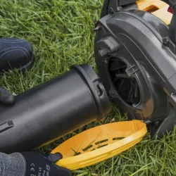 Zestaw Stiga BL 530 V + Kanister 5 litrów z nalewakiem