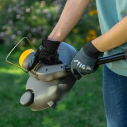 Zestaw Podkaszarka Akumulatorowa Stiga GT 300e + Rękawice Zestaw Podkaszarka Akumulatorowa Stiga GT 300e + Rękawice