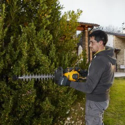 Zestaw Sekator Spalinowy Stiga HT 525 + Rękawice robocze + Olej 2T Synthetic - 0,1 litra