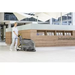 Karcher BD 43/25 C Bp Szorowarka akumulatorowa (1720 m²/h, 430 mm) - 1.515-400.0