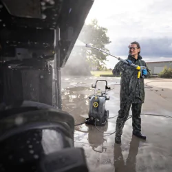 Karcher HD 9/20-4 S Plus Profesjonalna myjka ciśnieniowa (200 bar, 900 l/h) - 1.286-959.0