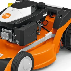 Zestaw Kosiarka Spalinowa Stihl RM 650 VE + 2x Olej silnikowy + Czapka Stihl + Nauszniki