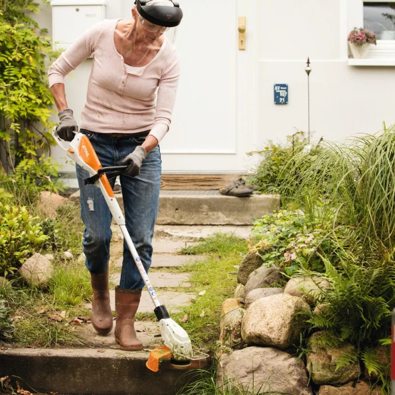 Podkaszarka akumulatorowa Stihl FSA 45 (23 cm, 18V) Podkaszarka akumulatorowa Stihl FSA 45 (23 cm, 18V)