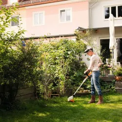 Podkaszarka akumulatorowa Stihl FSA 45 (23 cm, 18V) Podkaszarka akumulatorowa Stihl FSA 45 (23 cm, 18V)