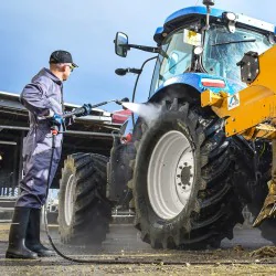 Lavor Darwin 1310 XP Profesjonalna myjka z podgrzewaniem wody (150 bar, 600 l/h) - 36093-00001