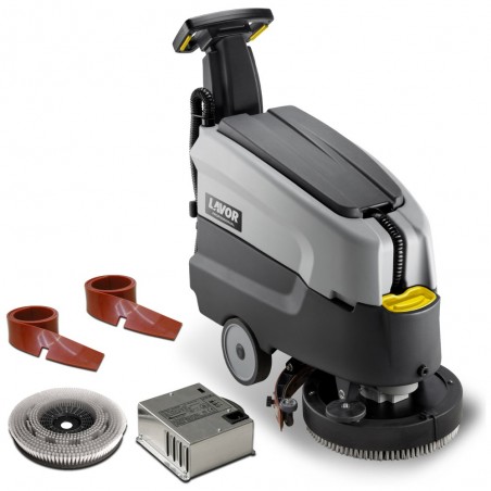 Szorowarka LAVOR Dynamic 45B + prostownik (1600 m²/h, 450 mm)