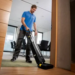 Zestaw Karcher CV 30/2 Bp Anniversary Edtion + 2x Akumulator 7.5 Ah + Szybka ładowarka + Worki filtracyjne