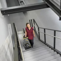 Zestaw Karcher BR 30/4 C Bp Pack + Akumulator Battery Power + 36 V / 7.5Ah